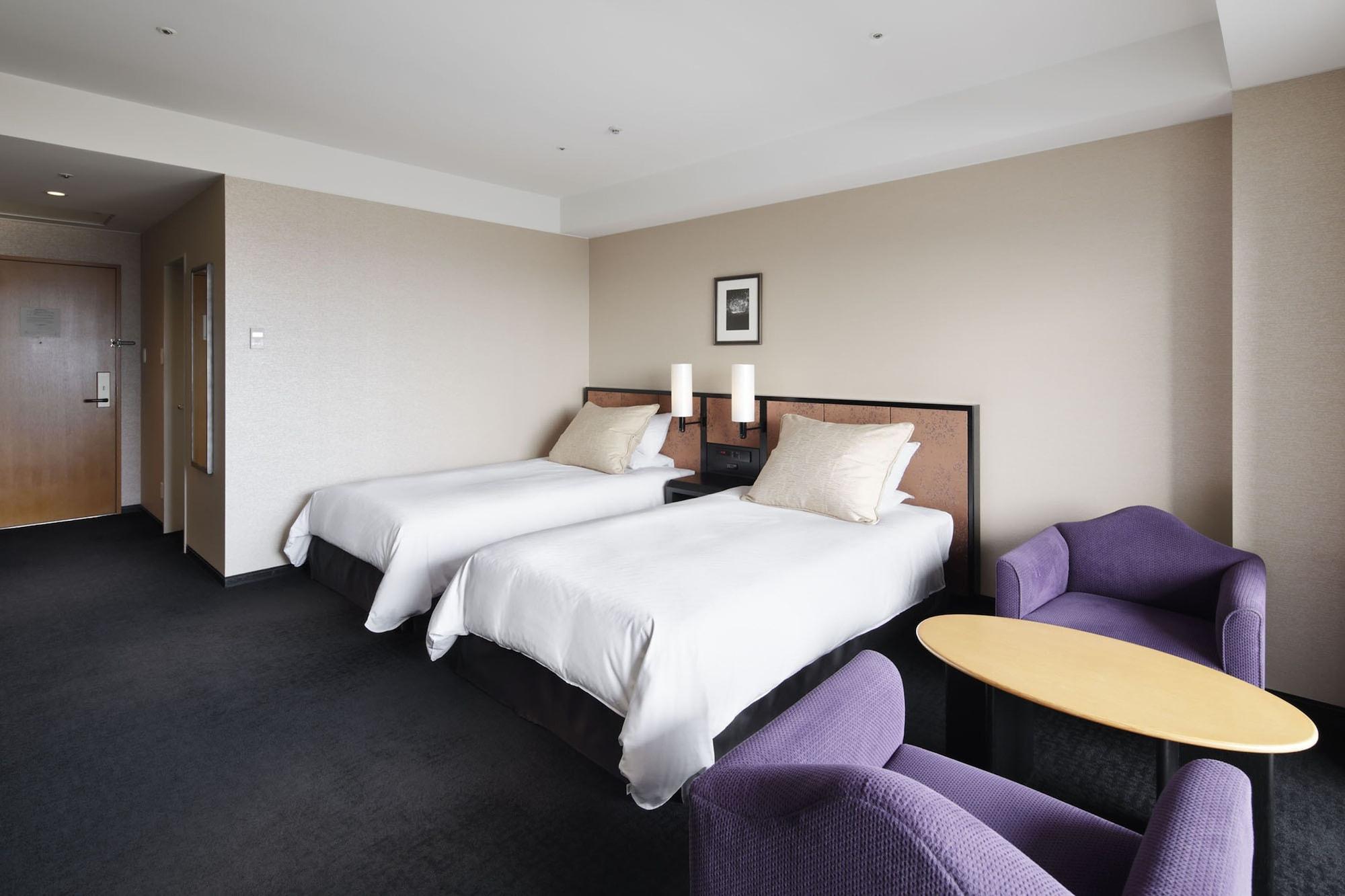 Hotel Granvia Kioto Exterior foto A room at the hotel
