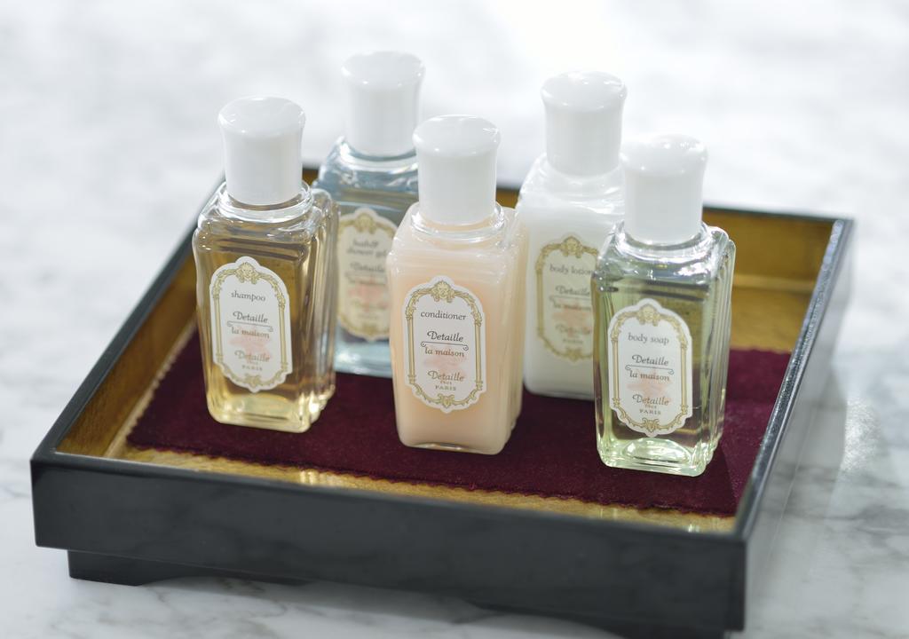 Hotel Granvia Kioto Exterior foto A selection of toiletries